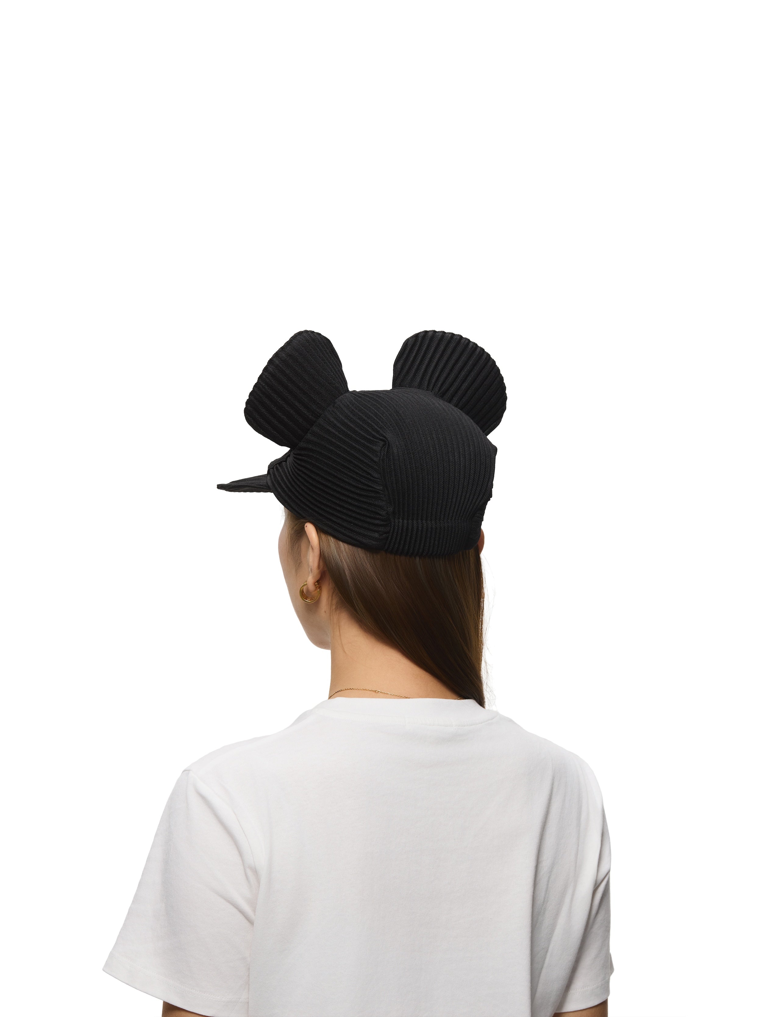 6CRAYON Black Pleated Flat Brim Mickey Cap