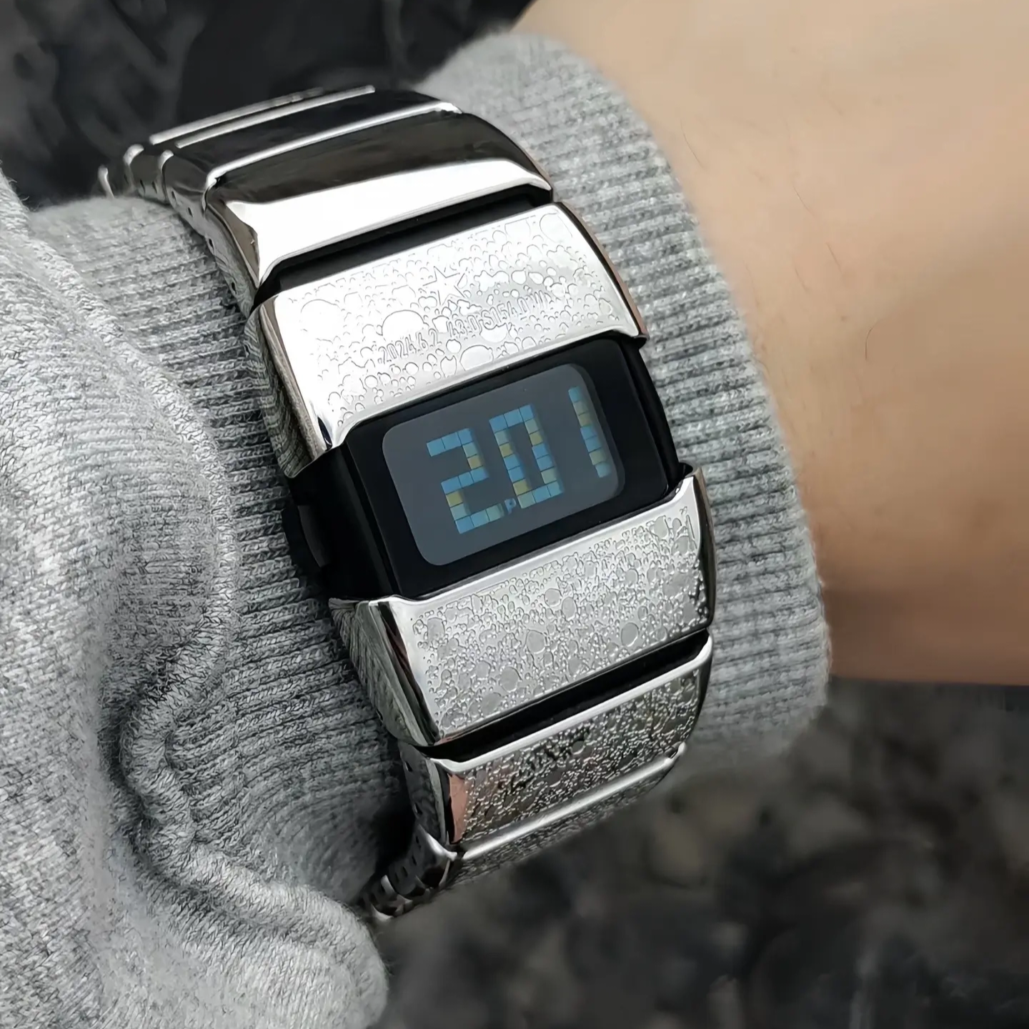 Benlydesign "Retro Futuristic Y2K" X6000