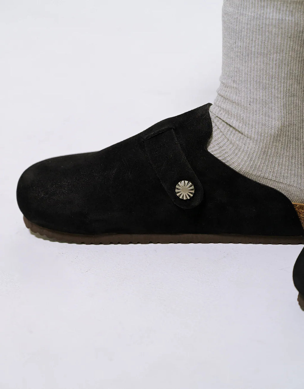 ZIPPER Suede Mules Black
