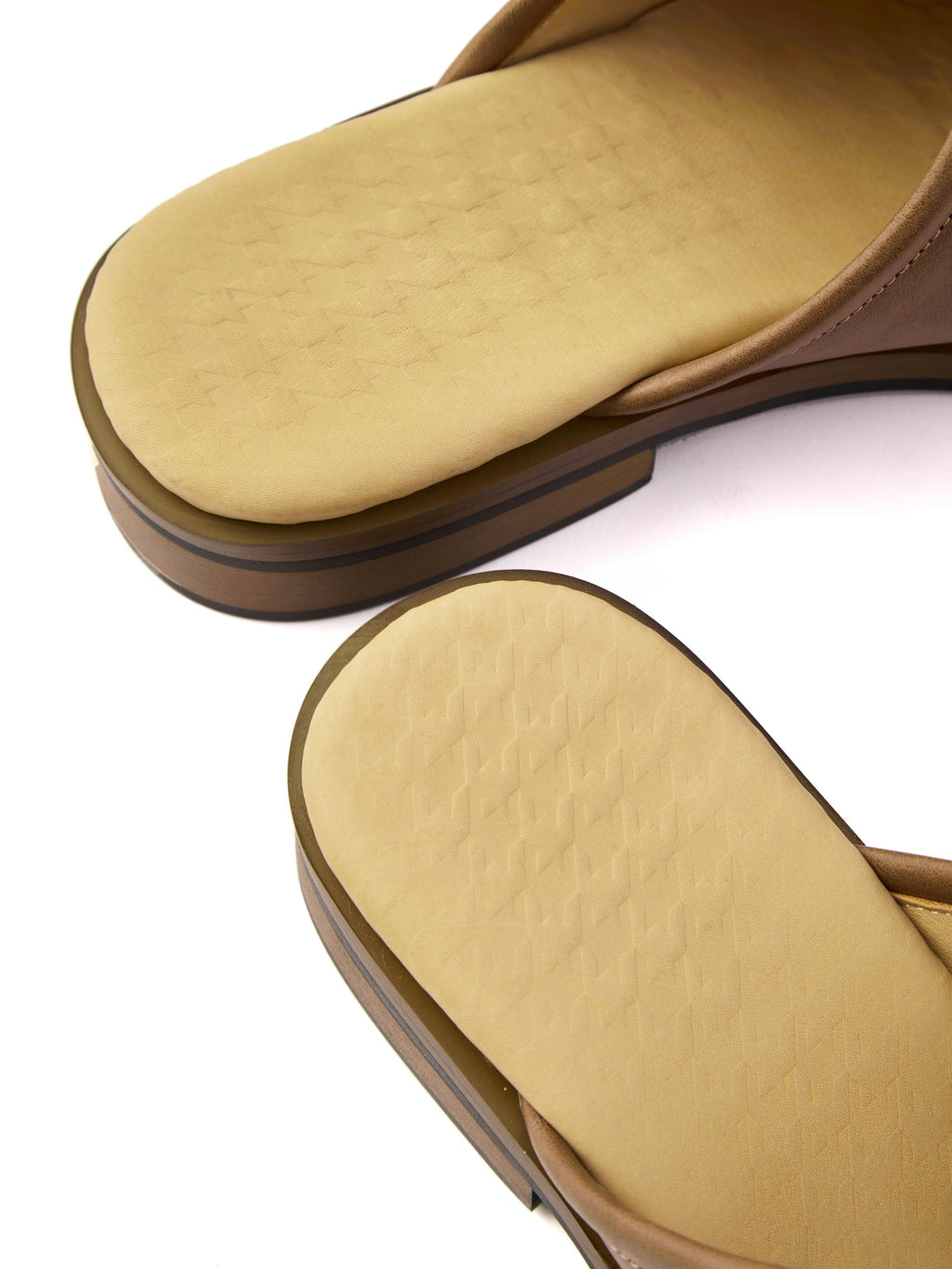 6CRAYON Brown Cow Leather Mule Slides with Tabi Split Toe Cutout & Knot Embellishment