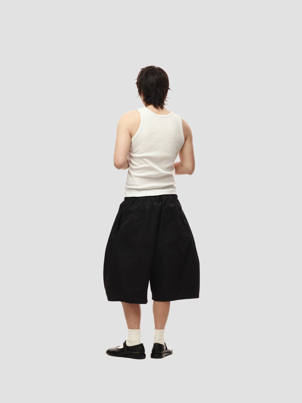 6CRAYON Elastic Waist Wide-Leg Shorts 2.0 – Double Pleated & Loose Fit with Coating