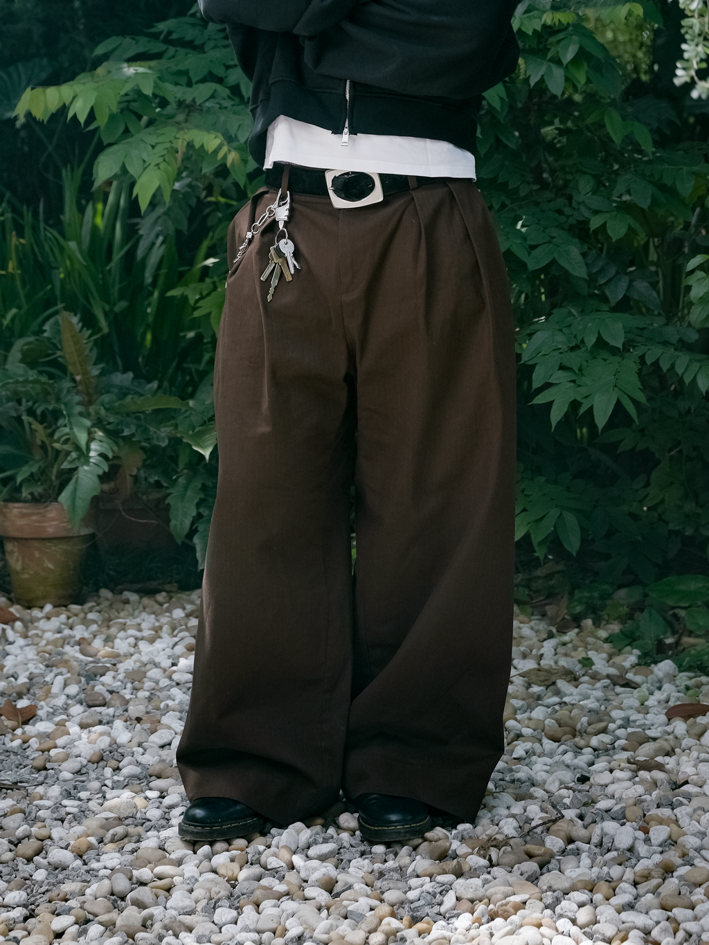 Goers Studio Double Pleated Trousers in Coffee Brown