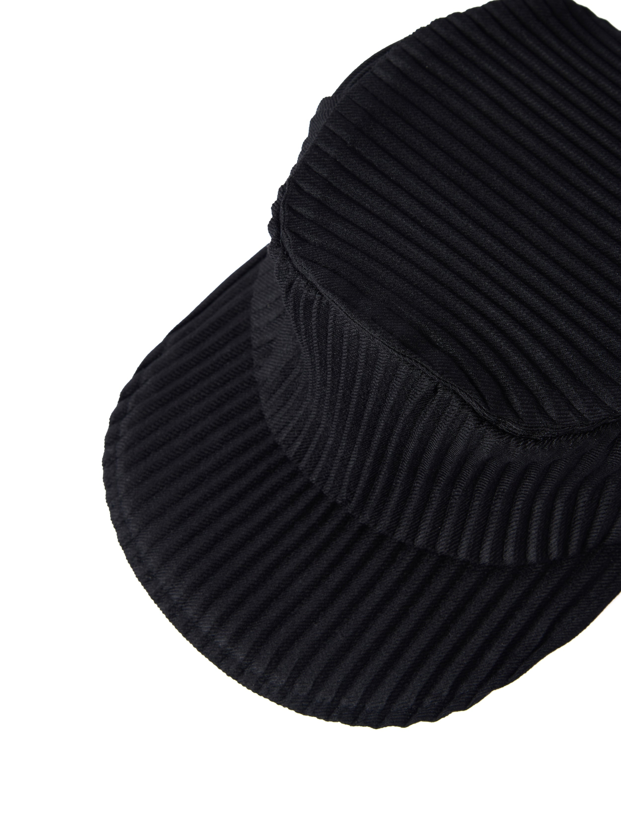 6CRAYON Black Pleated Flat Top Stretch Baseball Cap