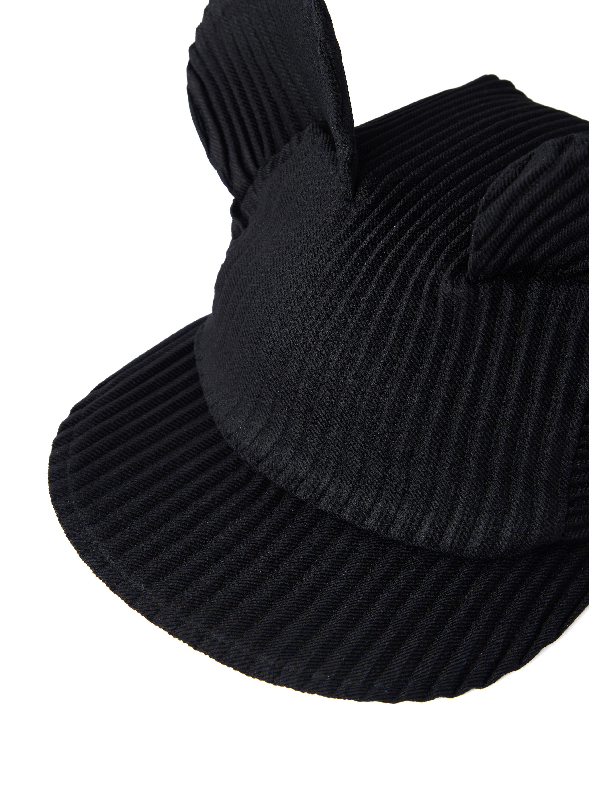 6CRAYON Black Pleated Flat Brim Mickey Cap
