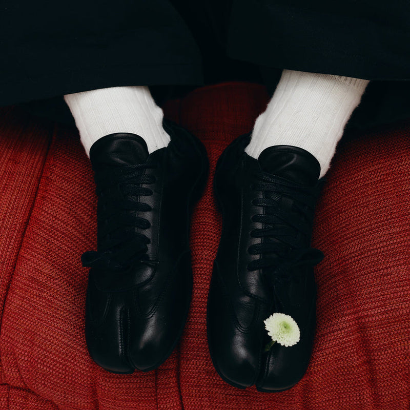 FOOTWEAR