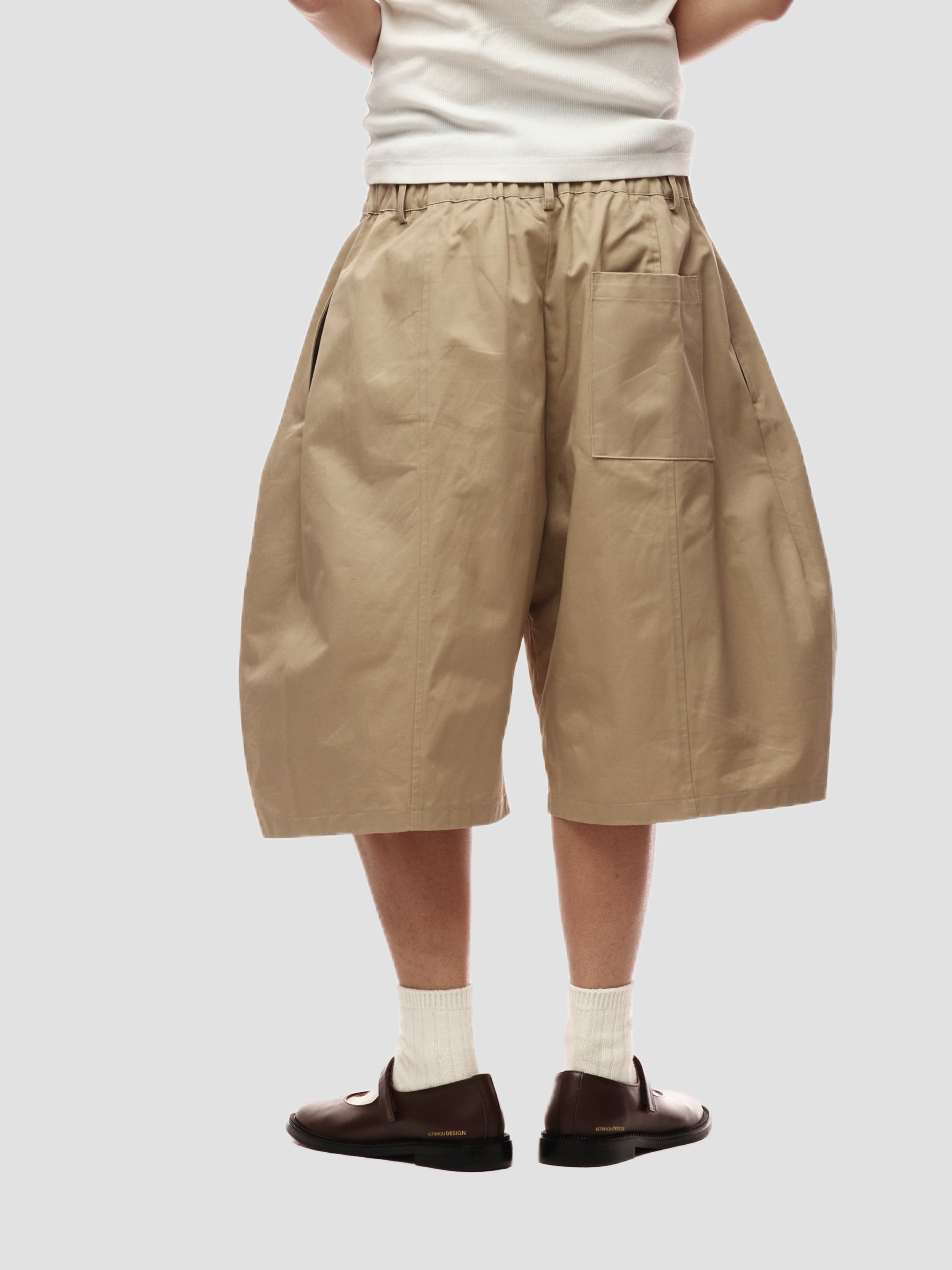 6CRAYON Elastic Waist Wide-Leg Shorts 2.0 – Double Pleated & Loose Fit with Coating