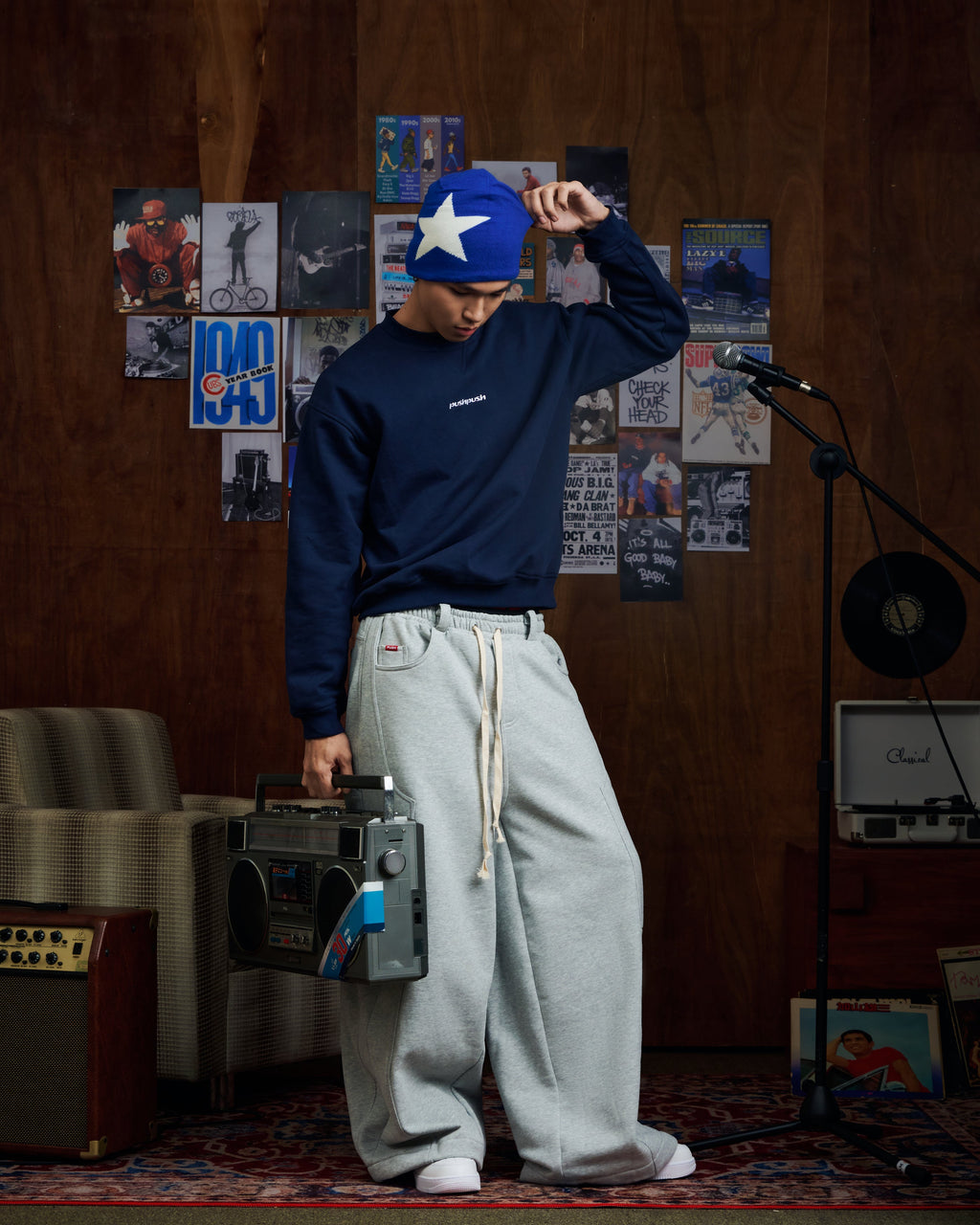 PUSH PUSH PP CORE CREWNECK